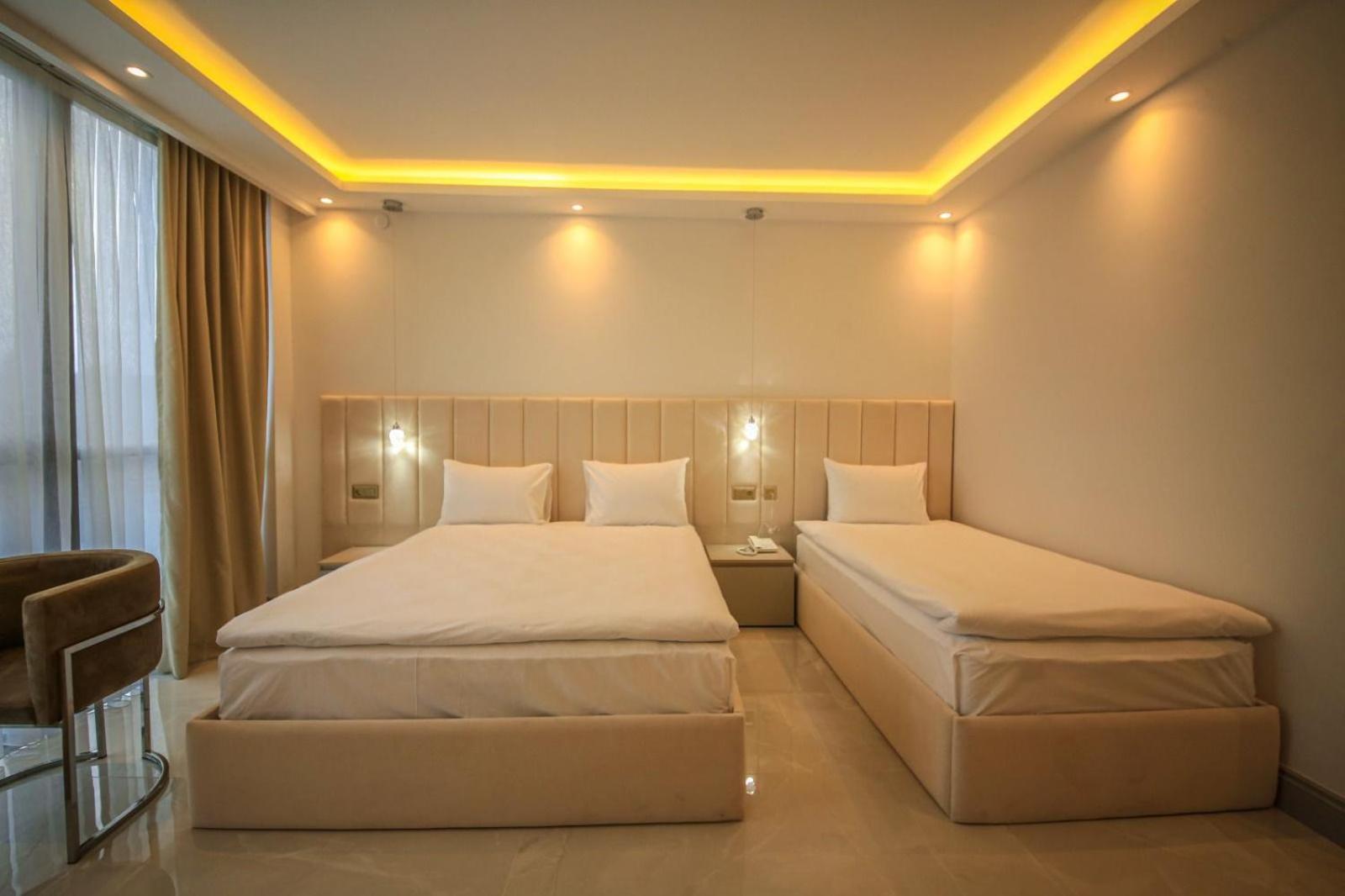 Goerguelue Hotel Merkezkoy Luaran gambar