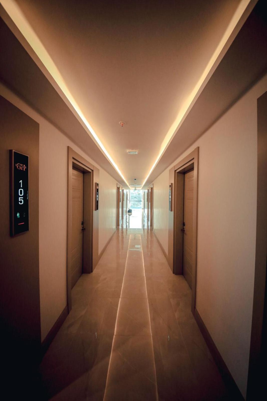 Goerguelue Hotel Merkezkoy Luaran gambar